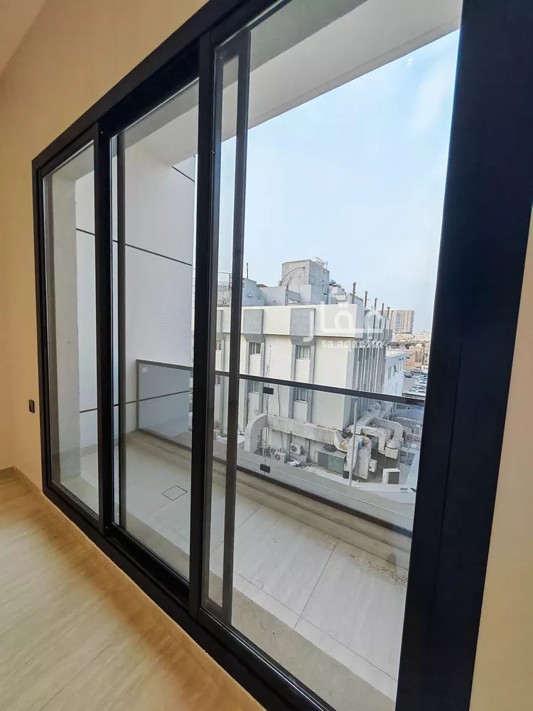 شقة للبيع في شارع شعيب بناق, حي العزيزية, مدينة جدة, منطقة مكة المكرمة صورة 3