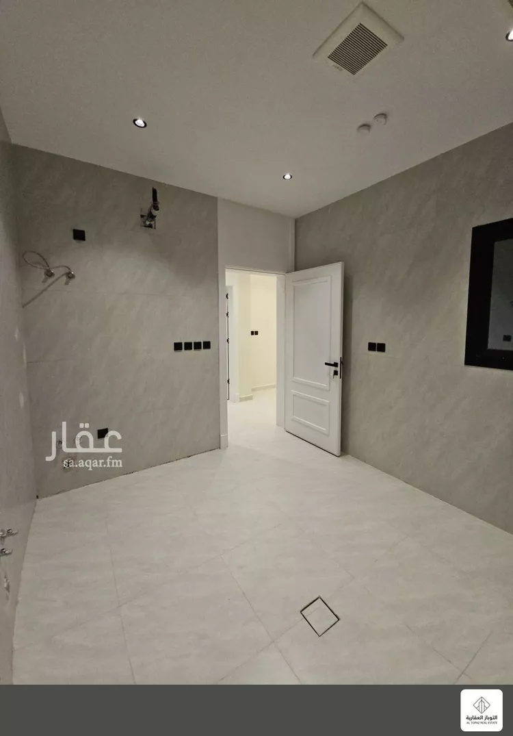 شقة للبيع في شارع إبراهيم بن فتوح العقيلي, حي الصواري, مدينة جدة, منطقة مكة المكرمة صورة 2