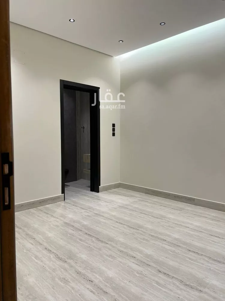 فيلا للبيع في شارع أبو أمية الأزدي, حي الملك فهد, مدينة عنيزة, منطقة القصيم صورة 3