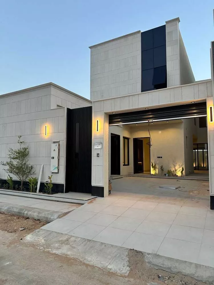 Villa for Sale in Unayzah Ishbiliyah