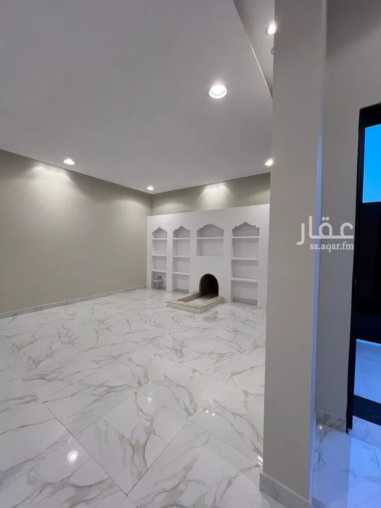 فيلا للبيع في شارع ابو مسلم الخولاني, حي الملك فهد, مدينة عنيزة, منطقة القصيم صورة 4