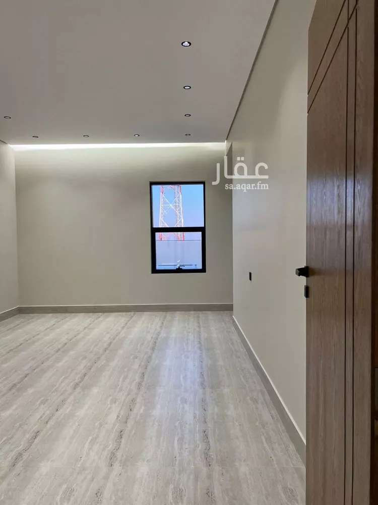 فيلا للبيع في شارع أبو أمية الأزدي, حي الملك فهد, مدينة عنيزة, منطقة القصيم صورة 2