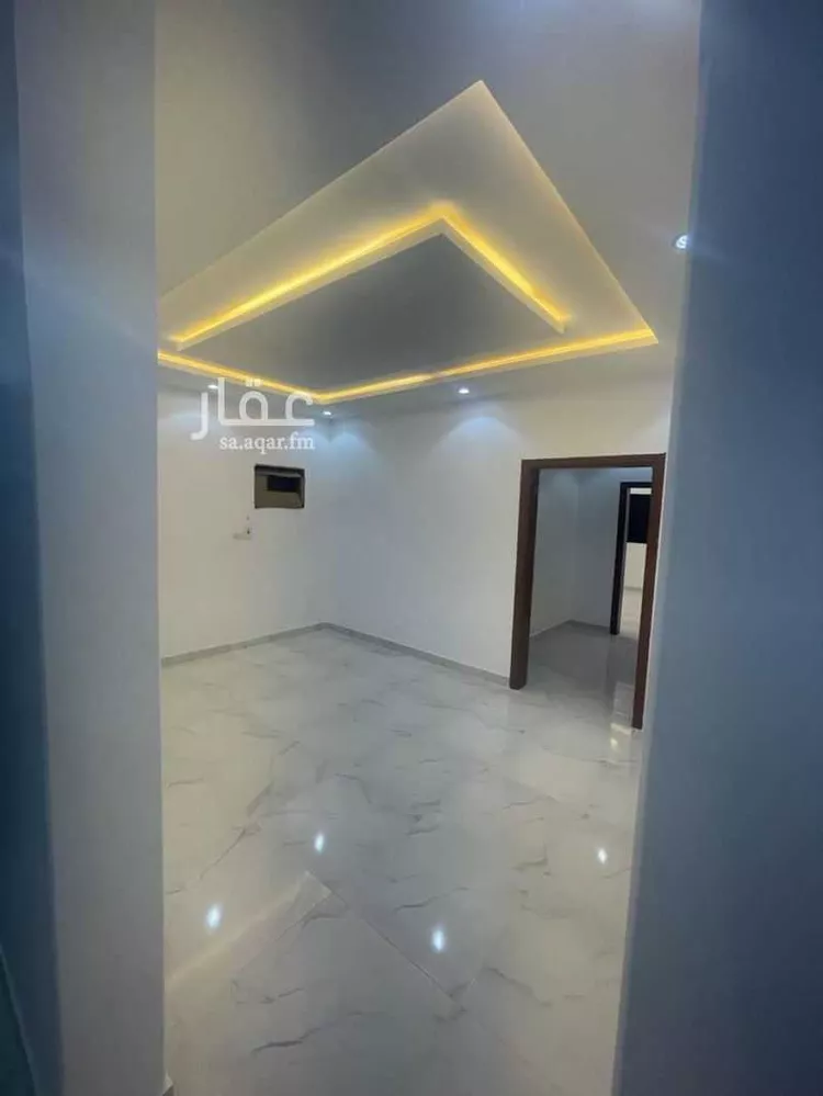 شقة للإيجار في شارع شهيد الدين والوطن جندي/ عثمان المطيري, حي الفيصلية الجنوبية, مدينة تبوك, منطقة تبوك صورة 3