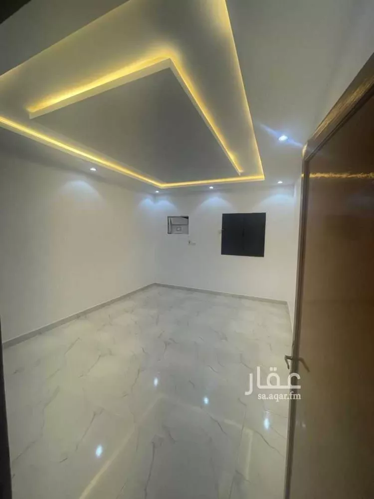 شقة للإيجار في شارع شهيد الدين والوطن جندي/ عثمان المطيري, حي الفيصلية الجنوبية, مدينة تبوك, منطقة تبوك