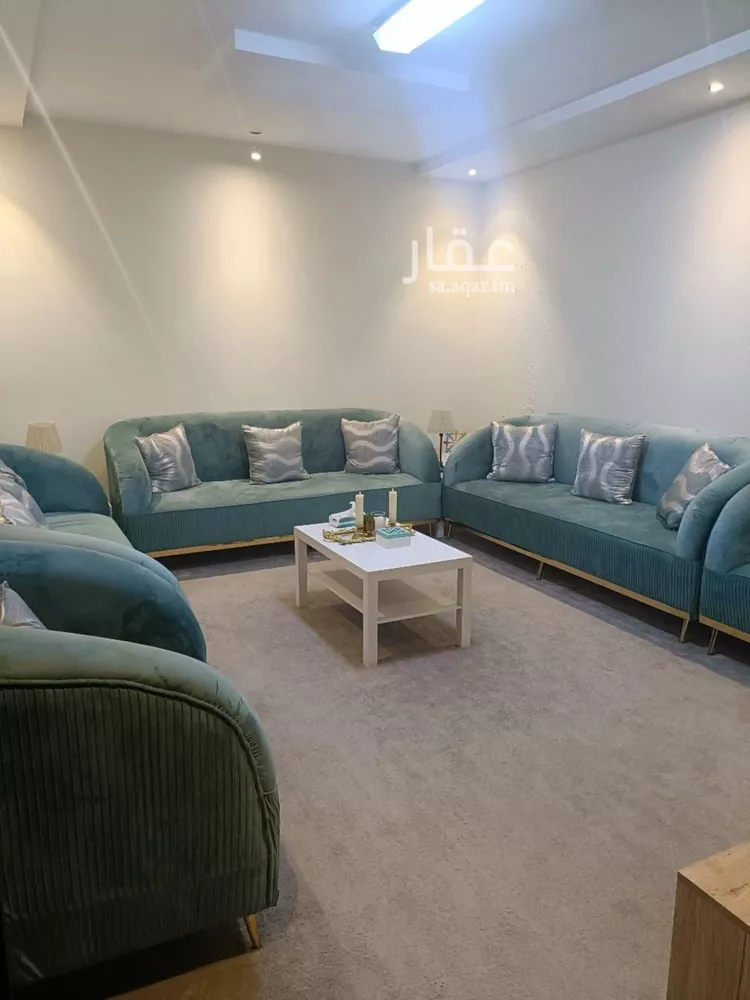 فيلا للبيع في شارع أبي بكر البزا??, حي الخليج, مدينة الرياض, منطقة الرياض صورة 2