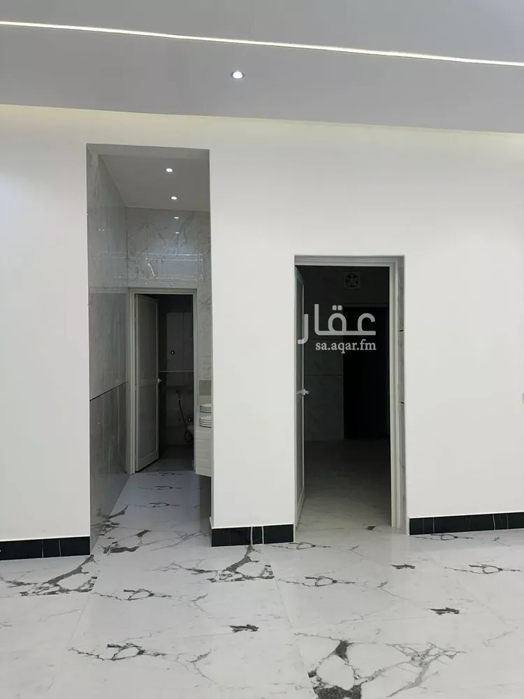 فيلا للبيع في شارع شويحان, حي الحزم, مدينة الرياض, منطقة الرياض صورة 3