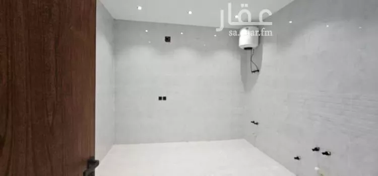 دور للبيع في شارع طيب الإسم, حي طيبة, مدينة الرياض, منطقة الرياض صورة 5
