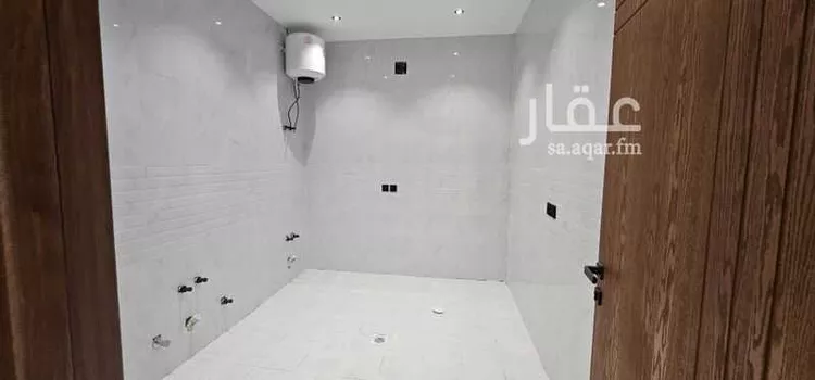دور للبيع في شارع طيب الإسم, حي طيبة, مدينة الرياض, منطقة الرياض 21