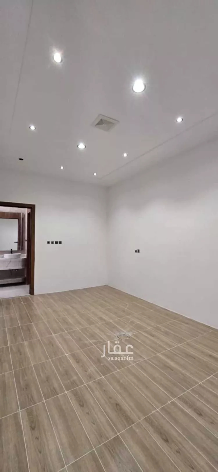 دور للبيع في شارع علي بن موسى خراز, حي طويق, مدينة الرياض, منطقة الرياض 7
