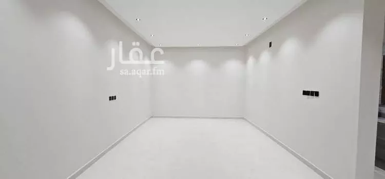 دور للبيع في شارع طيب الإسم, حي طيبة, مدينة الرياض, منطقة الرياض 8