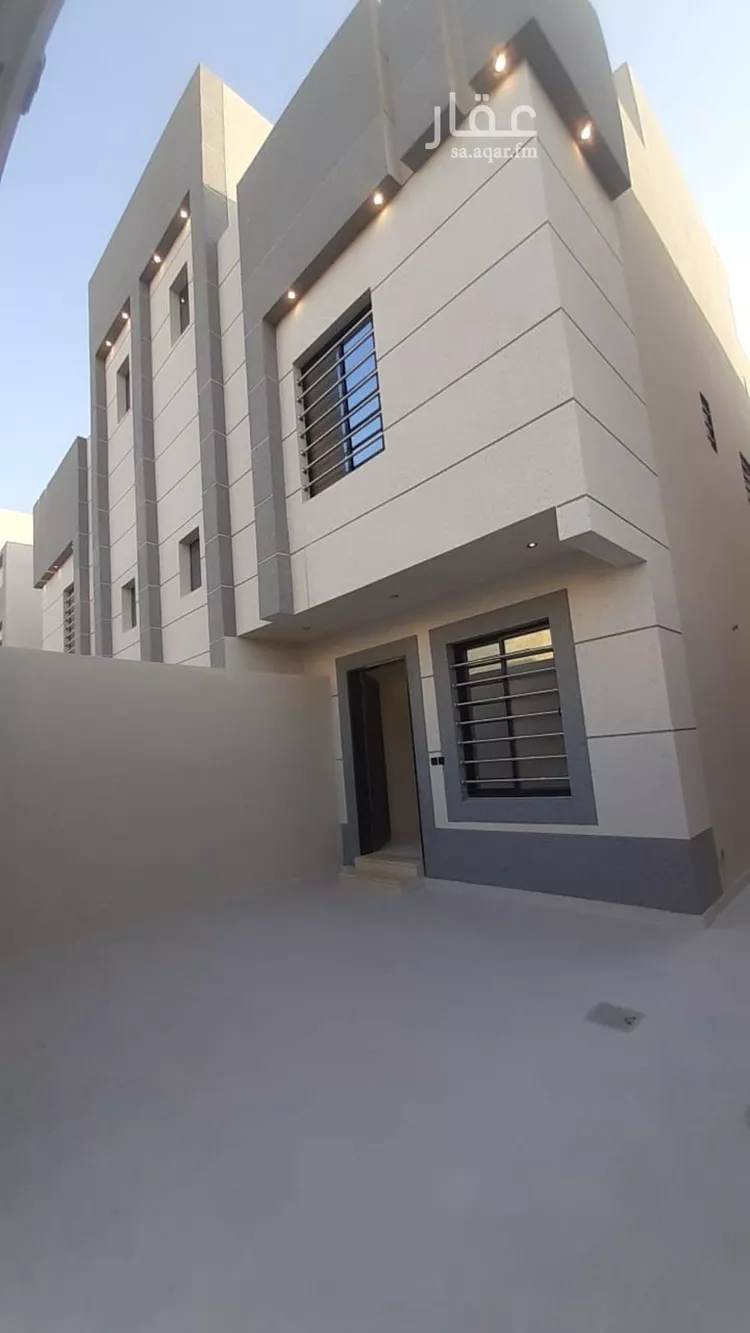 دور للبيع في شارع الرسالة, حي بدر, مدينة الرياض, منطقة الرياض