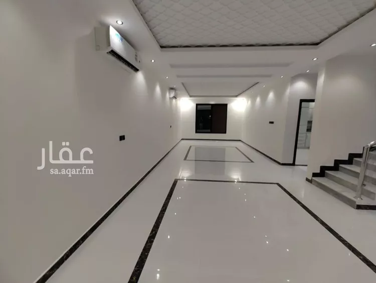 فيلا للبيع في شارع أحمد بن تاج الدين, حي طويق, مدينة الرياض, منطقة الرياض صورة 2
