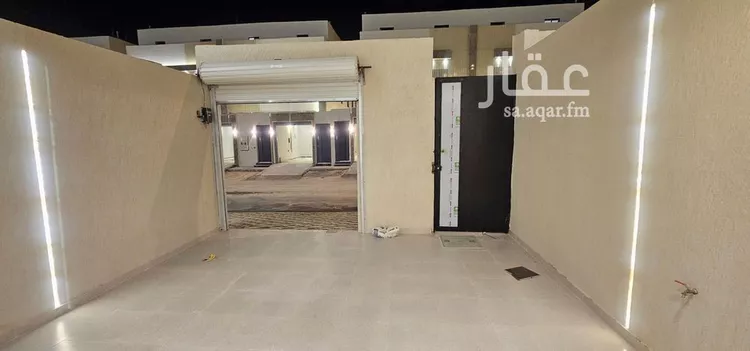 فيلا للبيع في شارع النفوذ, حي عكاظ, مدينة الرياض, منطقة الرياض صورة 5