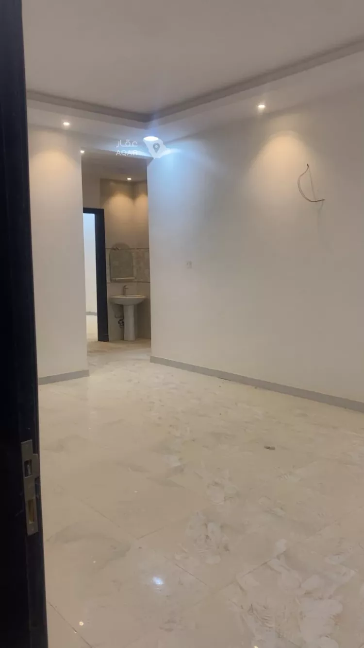 Apartment for Rent in Riyadh Okaz 3