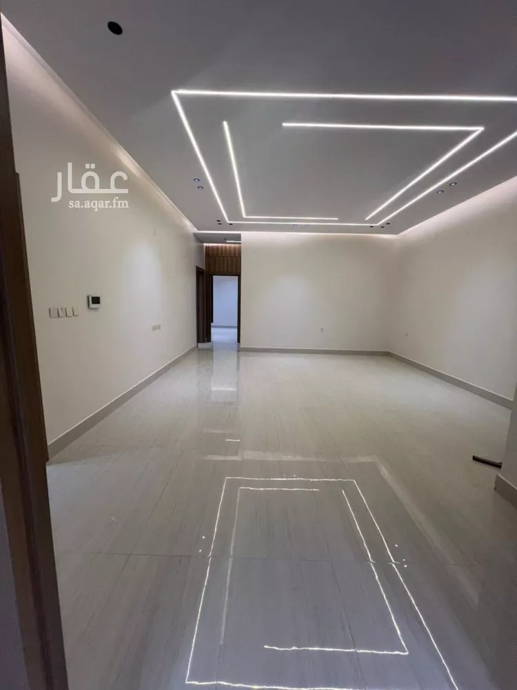 دور للبيع في شارع احمد بن عفيف, حي الجنادرية, مدينة الرياض, منطقة الرياض صورة 4