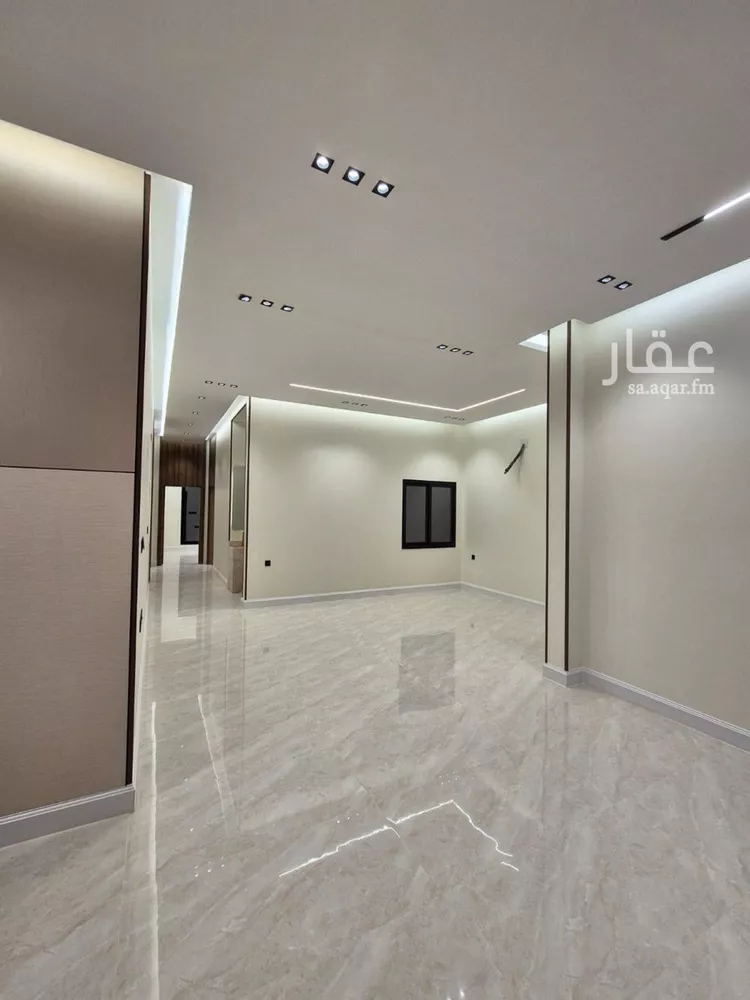 دور للبيع في شارع طارق بن شهاب, حي العارض, مدينة الرياض, منطقة الرياض صورة 5