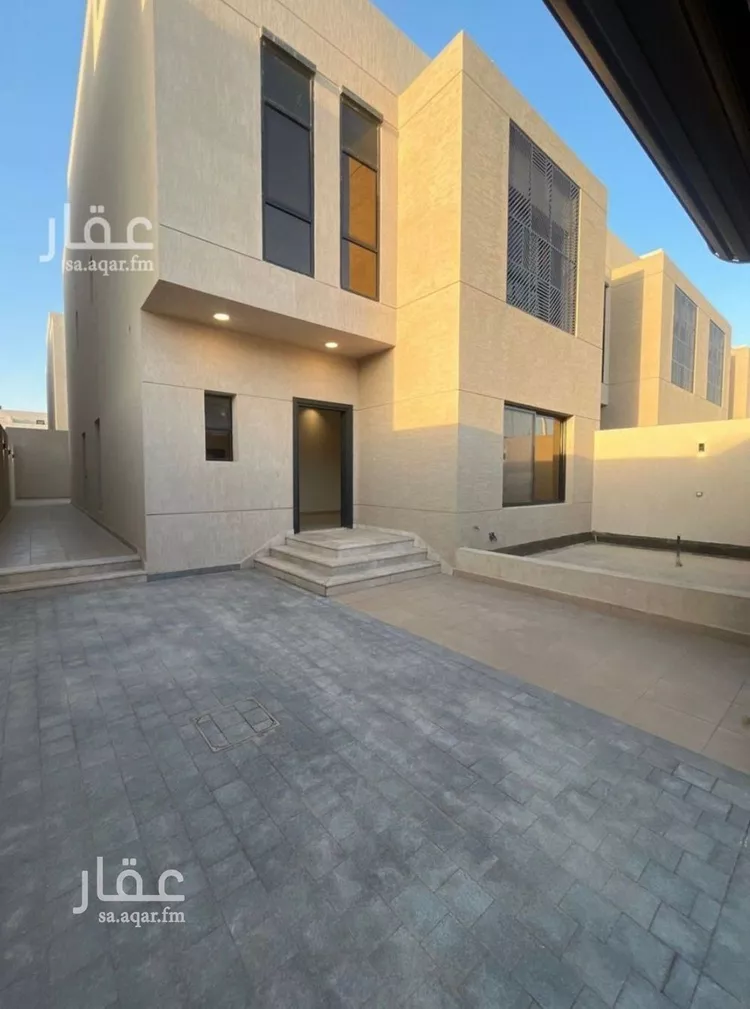 دور للبيع في شارع رقم 36, حي بدر, مدينة الرياض, منطقة الرياض 8