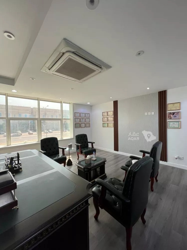 Commercial Office for Rent in Riyadh As Sahafah صورة 4
