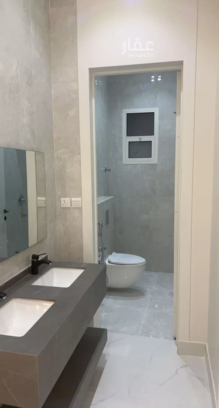 فيلا للبيع في شارع جبل بتران, حي القادسية, مدينة الرياض, منطقة الرياض صورة 2