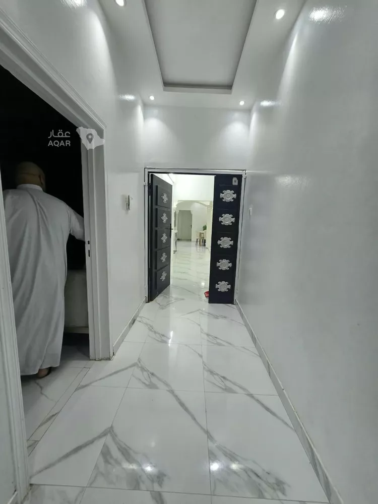 فيلا للبيع في شارع عاصم بن عمر, حي النسيم الغربي, مدينة الرياض, منطقة الرياض صورة 4