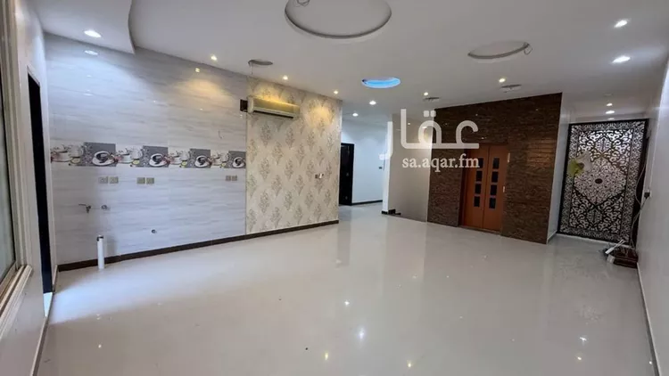 فيلا للبيع في شارع عبدالله مدهر, حي العوالي, مدينة الرياض, منطقة الرياض 8