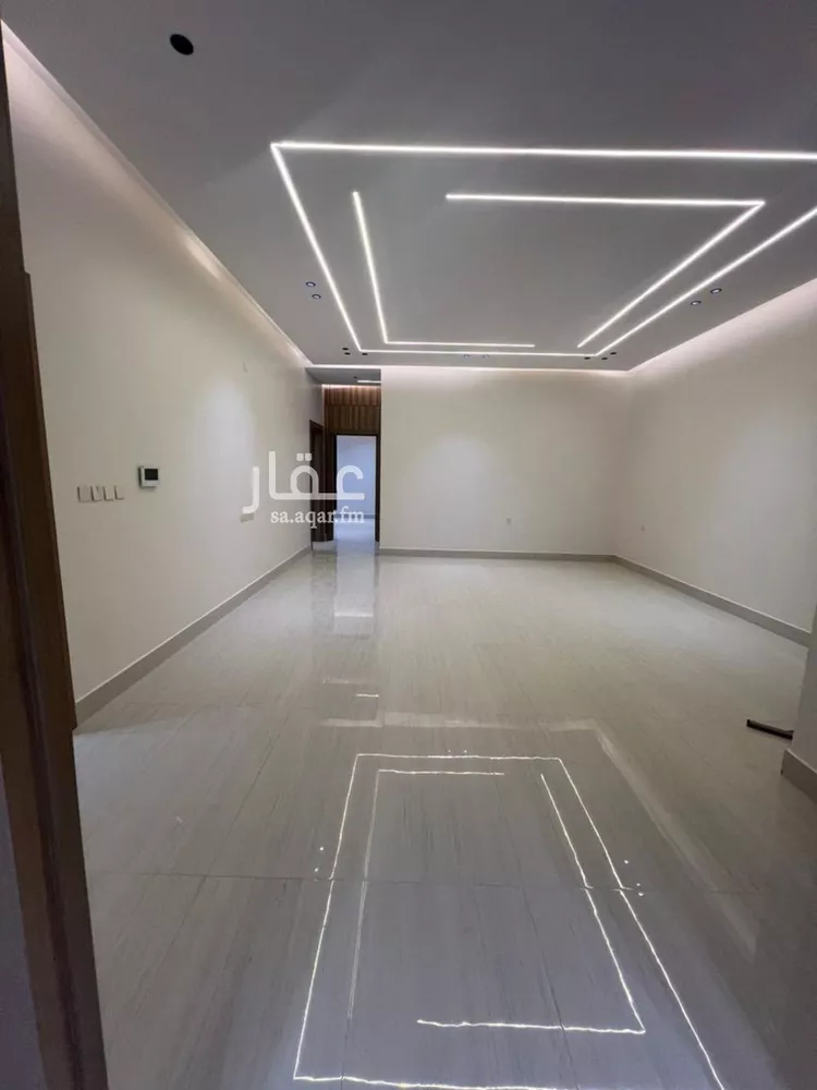 دور للبيع في شارع احمد بن عفيف, حي الجنادرية, مدينة الرياض, منطقة الرياض صورة 3