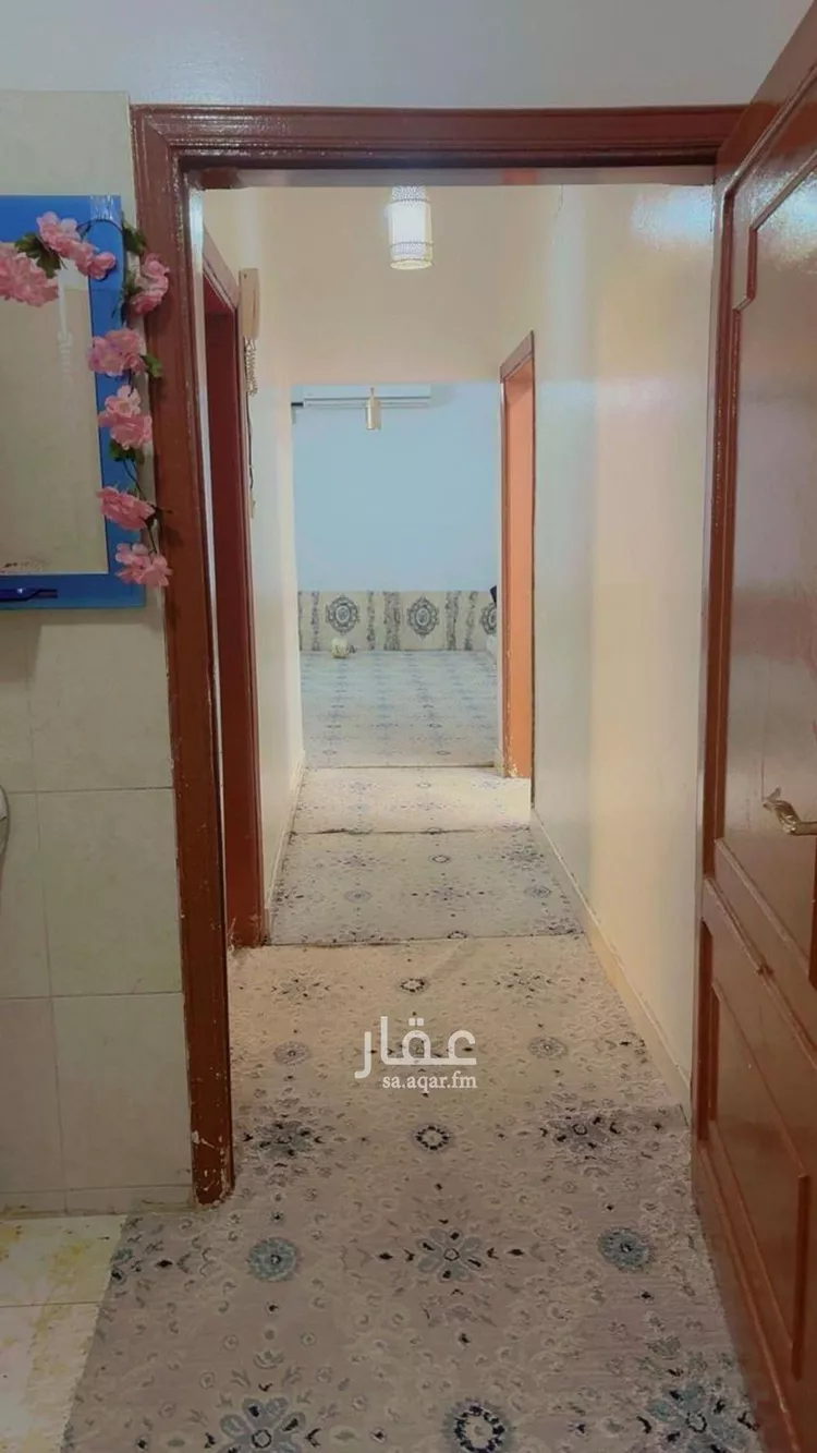 فيلا للبيع في شارع عفراء النجيل, حي العريجاء الغربي, مدينة الرياض, منطقة الرياض صورة 3
