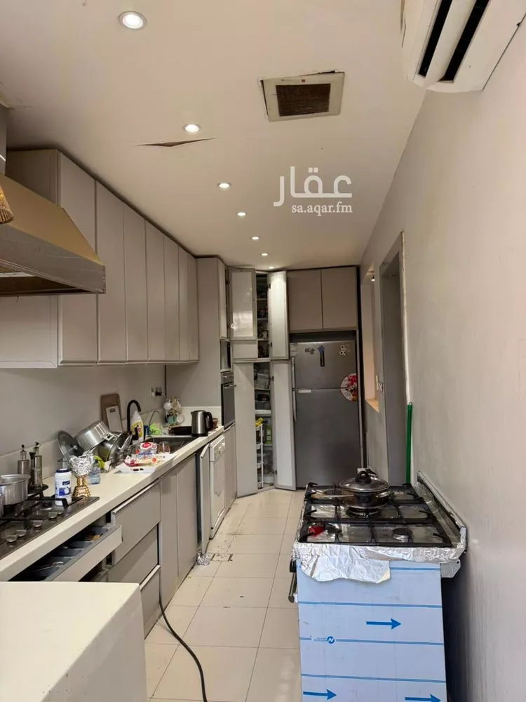 فيلا للبيع في شارع أحمد بن صفوان المالقي, حي الرمال, مدينة الرياض, منطقة الرياض 10