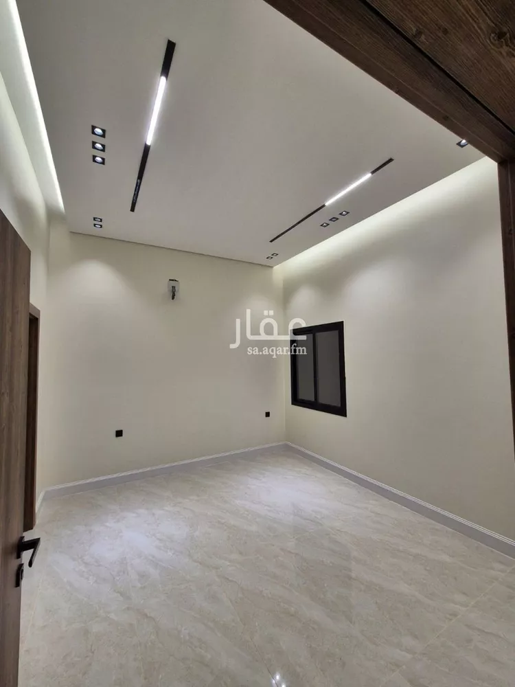 دور للبيع في شارع طارق بن شهاب, حي العارض, مدينة الرياض, منطقة الرياض صورة 2