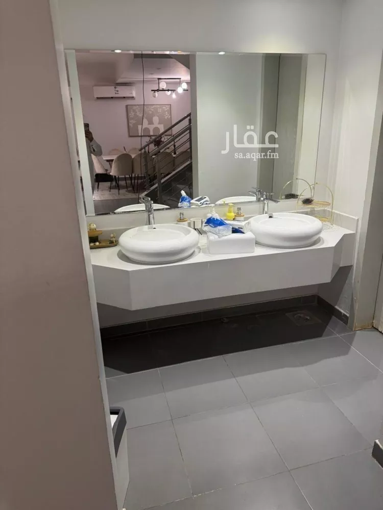 فيلا للبيع في شارع أحمد بن صفوان المالقي, حي الرمال, مدينة الرياض, منطقة الرياض 9