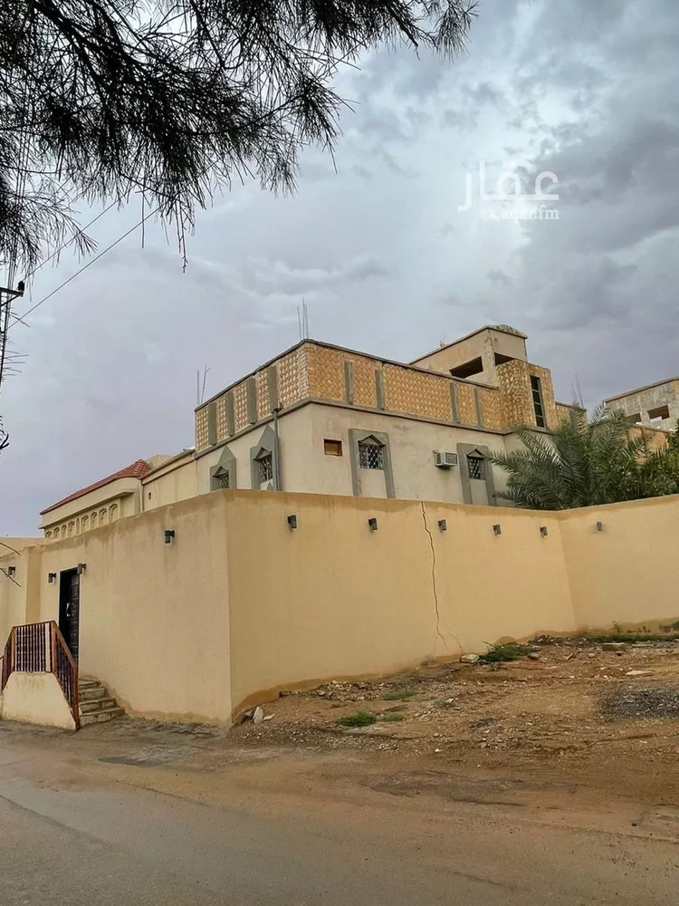 فيلا للبيع في شارع ام قويد, حي اسفل الباطن, مدينة حوطه بنى تميم, منطقة الرياض