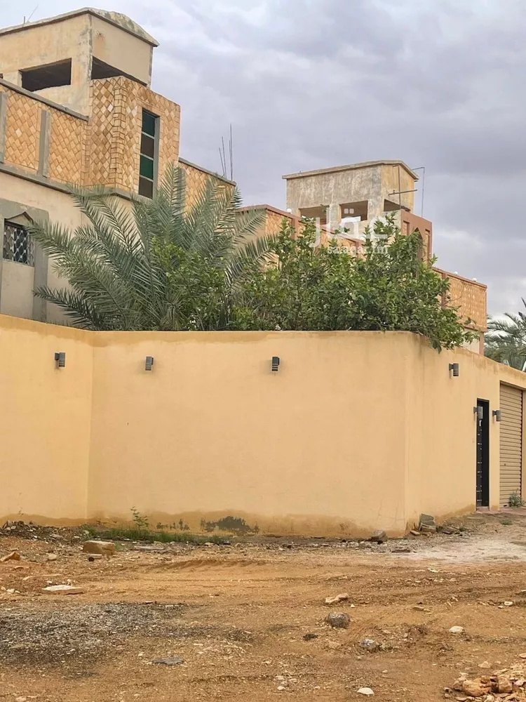 فيلا للبيع في شارع ام قويد, حي اسفل الباطن, مدينة حوطه بنى تميم, منطقة الرياض صورة 2