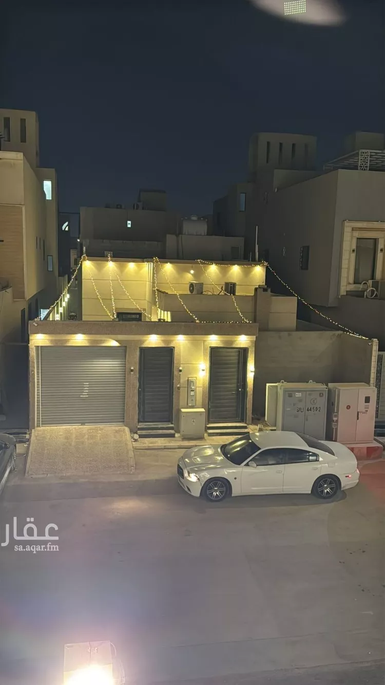 فيلا للبيع في شارع قيس بن الملوح, حي الرمال, مدينة الرياض, منطقة الرياض