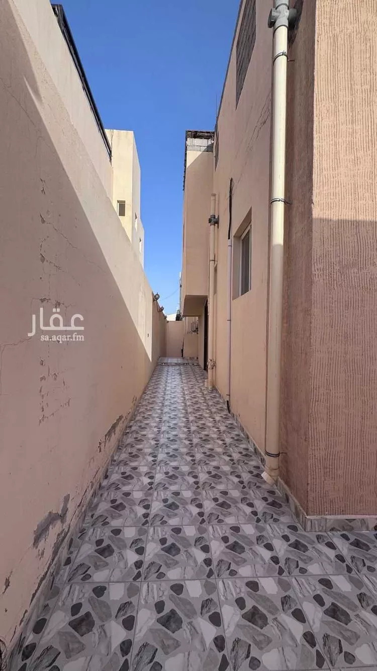 عمارة للبيع في شارع محمد القرطبي, حي الدفاع, مدينة المدينة المنورة, منطقة المدينة المنورة صورة 4