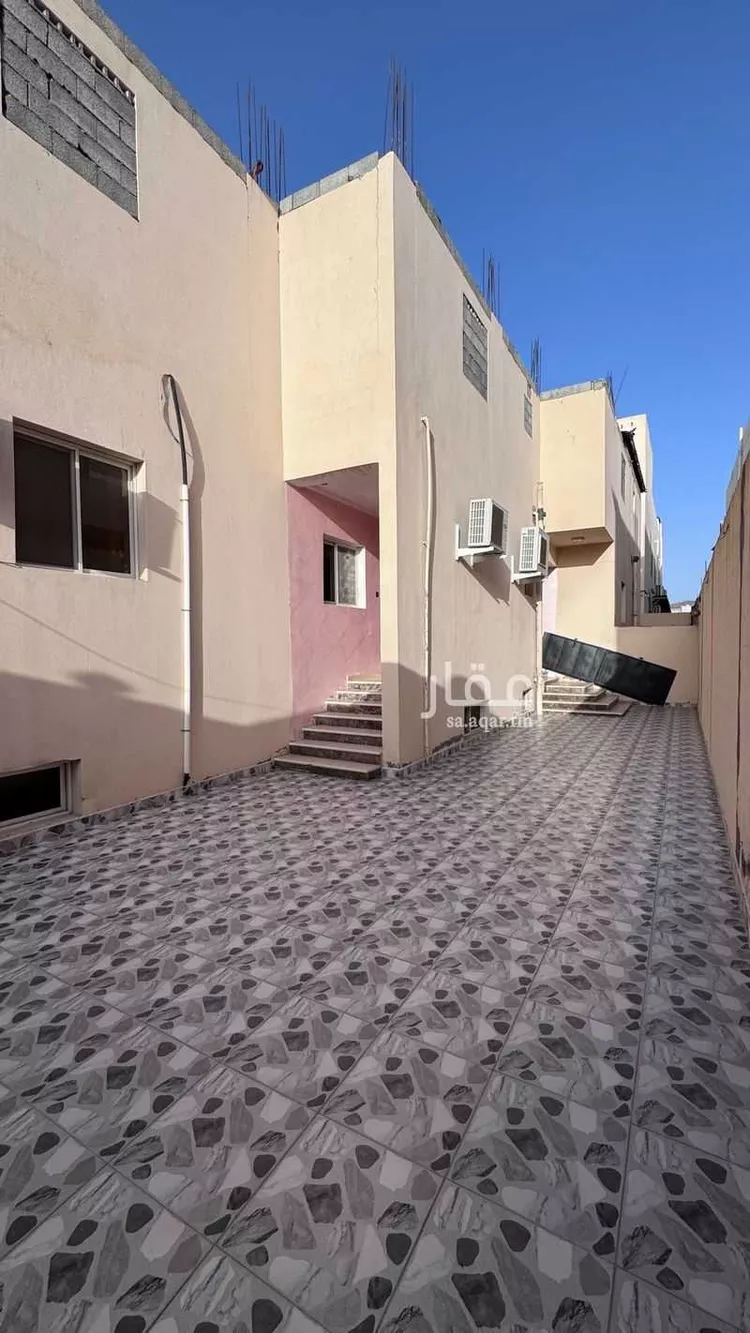 عمارة للبيع في شارع محمد القرطبي, حي الدفاع, مدينة المدينة المنورة, منطقة المدينة المنورة
