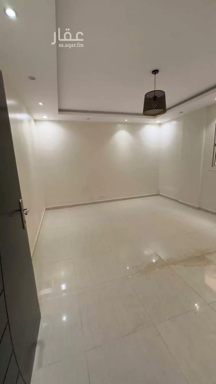 عمارة للبيع في شارع محمد القرطبي, حي الدفاع, مدينة المدينة المنورة, منطقة المدينة المنورة صورة 5