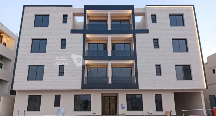 Building for Rent in Riyadh Al Qirawan