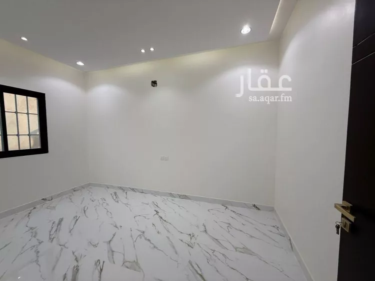 فيلا للبيع في شارع مودود أرسلان, حي العريجاء الغربي, مدينة الرياض, منطقة الرياض 8