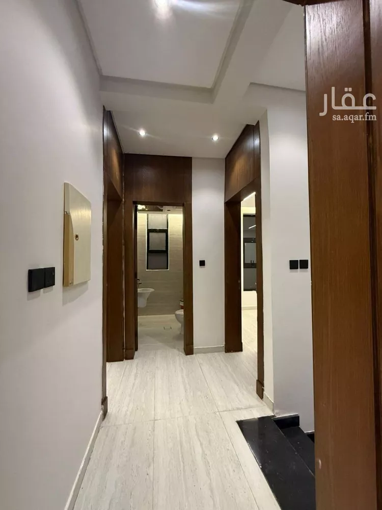 فيلا للبيع في شارع عبيدالله بن أبي الفرج, حي السويدي, مدينة الرياض, منطقة الرياض 10