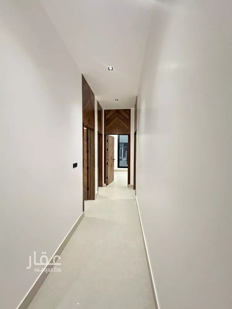 شقة للبيع في شارع جابر ابن عبدالله الانصاري, حي الحزيمية, مدينة المزاحمية, منطقة الرياض صورة 3