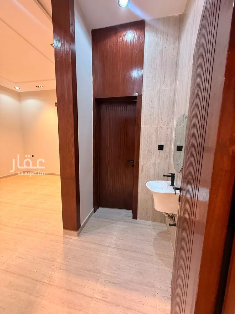 دور للبيع في شارع ابي الحسن بن الجوزي, حي طويق, مدينة الرياض, منطقة الرياض 14