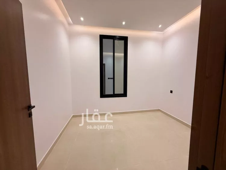 دور للبيع في شارع الفل, حي عكاظ, مدينة الرياض, منطقة الرياض صورة 3