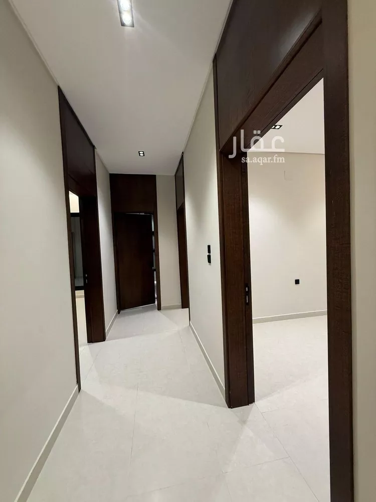 دور للبيع في شارع مسلم بن الحجاج, حي سلطانة, مدينة الرياض, منطقة الرياض 10