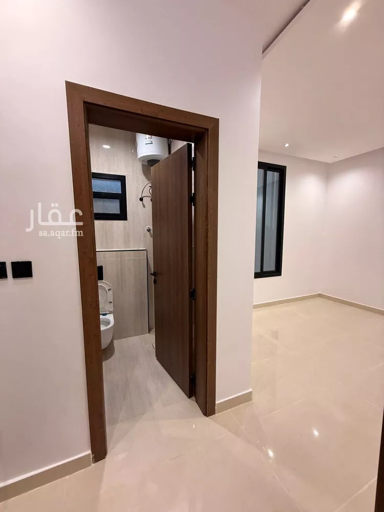 دور للبيع في شارع الفل, حي عكاظ, مدينة الرياض, منطقة الرياض صورة 4