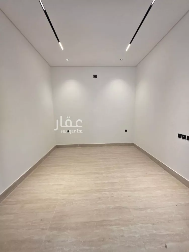فيلا للبيع في شارع تقى الدين التميمى, حي المهدية, مدينة الرياض, منطقة الرياض صورة 5