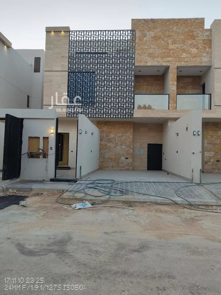 دور للبيع في شارع احمد بن جعفر القفطي, حي العوالي, مدينة الرياض, منطقة الرياض صورة 2