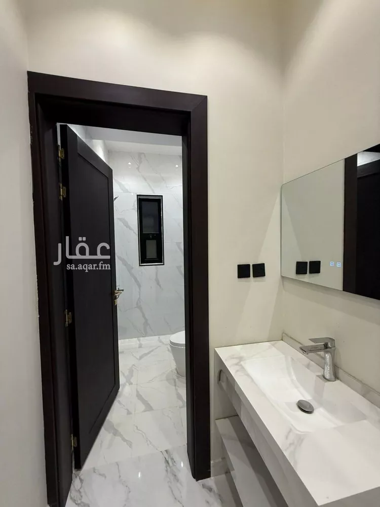 دور للبيع في شارع العاقولي, حي السويدي, مدينة الرياض, منطقة الرياض 12