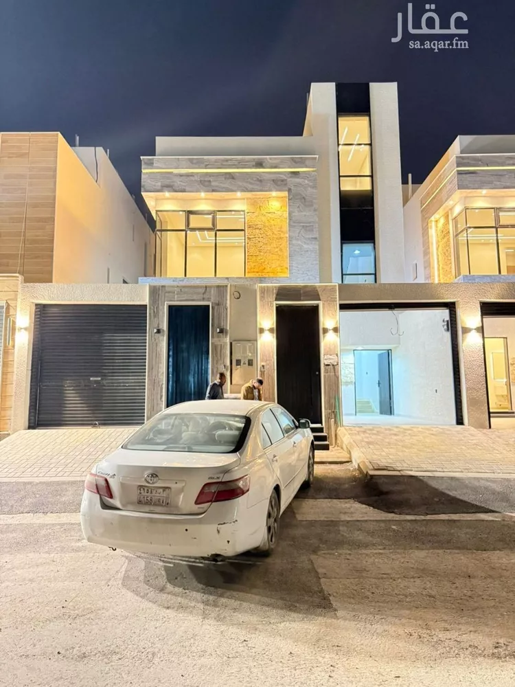 Floor for Sale in Riyadh Tuwaiq