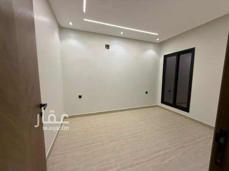 Floor for Sale in Riyadh Tuwaiq 17