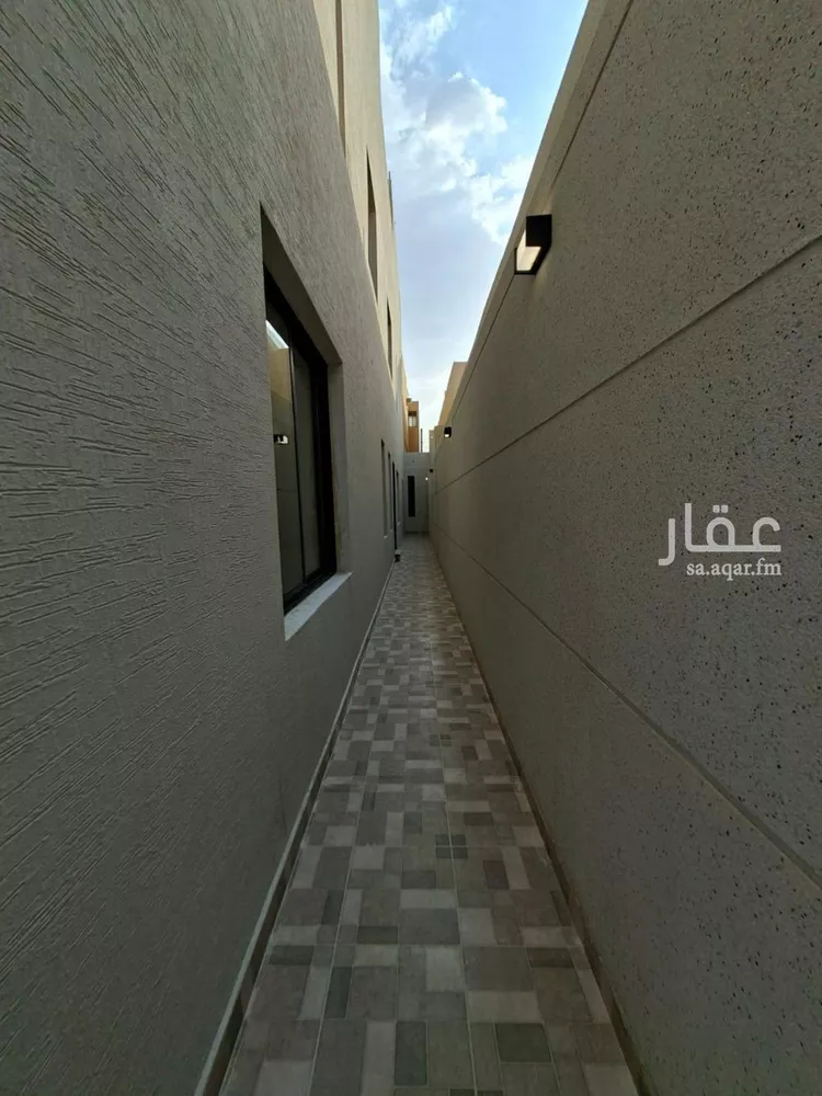دور للبيع في شارع ابن المنذر, حي طويق, مدينة الرياض, منطقة الرياض 8